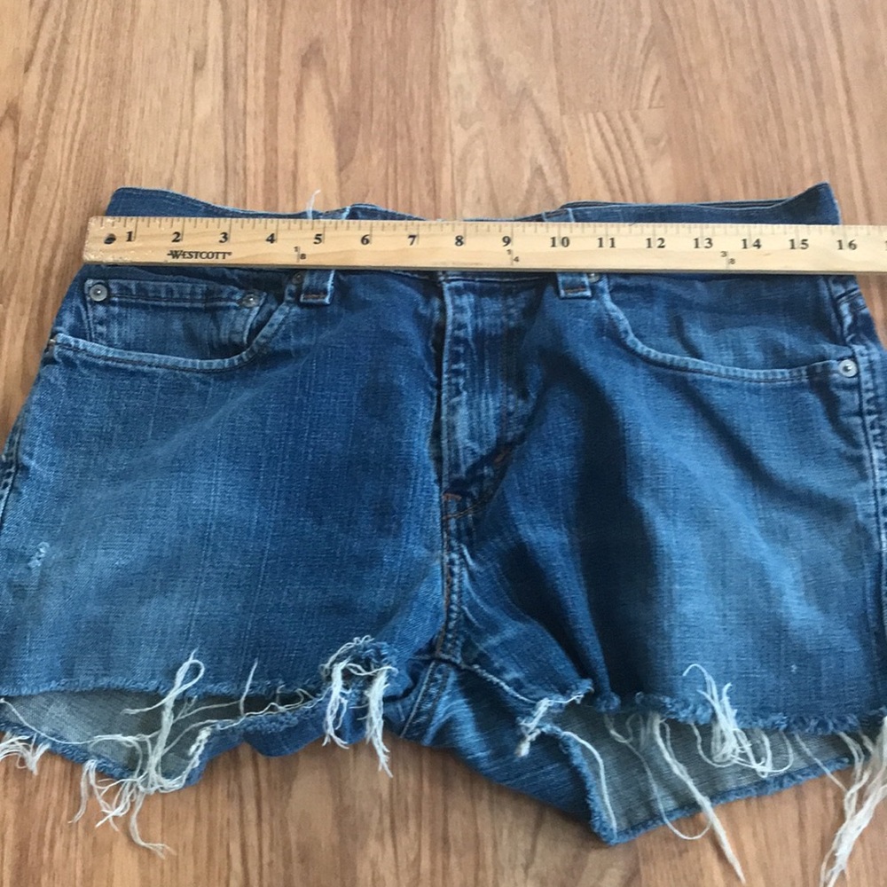 Levis Jean Shorts frayed skinny size 34 - Picture 2 of 7